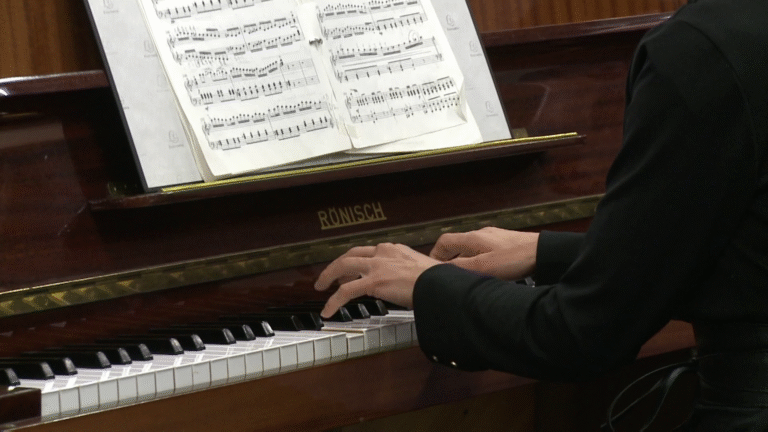 Gipsy Sonata I Rondo I Haydn – в изпълнение на Quattro Piano